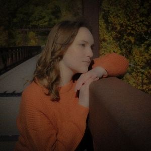 Meet your Posher, Sarah beth